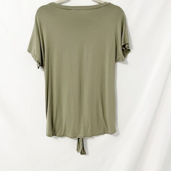Bombom Green Short Sleeve Tie Front Top Camo pocket Size M - Picture 3 of 6